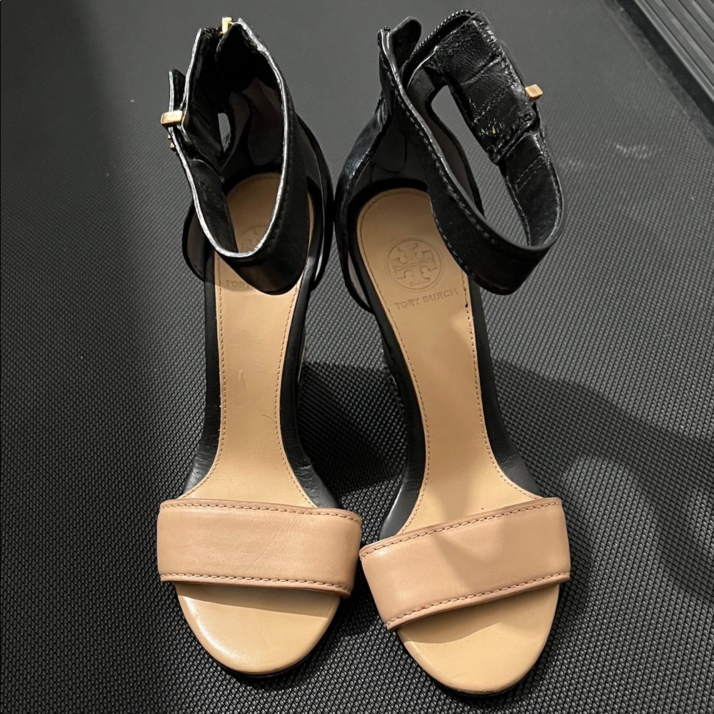 Tory Burch sandal
